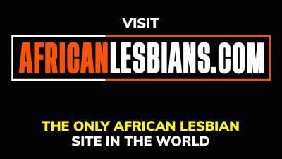 Curvy Ebony Lesbian Couple Sensual Play - drtuber.com