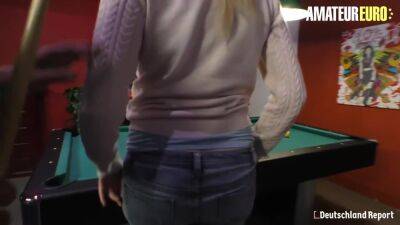 Amateur Blonde Seduced Into Amazing Sex During Game Night - upornia.com