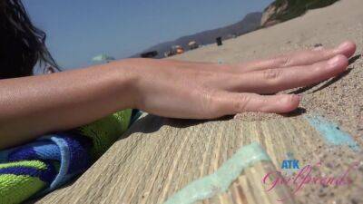 Beach Fun Hanging Out With Amateur Pornstar Blowjob) Gfe Pov With Kimmy Kimm - hclips.com