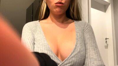 amateur milf with big natural boobs - drtuber.com