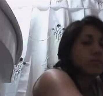 Bathroom Alone (18) webcam Argentina - drtuber.com - Argentina