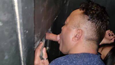 Couple Sucking Cocks At Gloryhole At Swing Party 6 Min - upornia.com