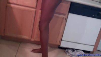 Free Premium Video 4k Amateur Model Entice Rubs That Pussy In Her Kitchen! With Sexy Ebony - hclips.com