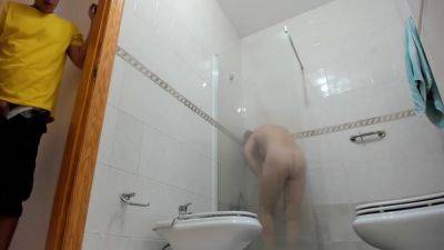 Amateur Curvy Stepmother Fucked By Stepson In The Bathroom 5 Min - upornia.com
