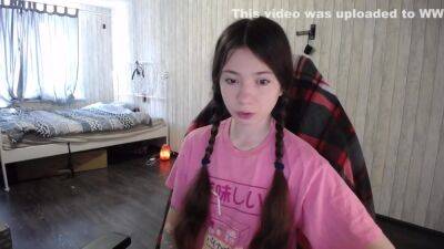 Brunette Amateur Webcam Teen Exposed - hclips.com