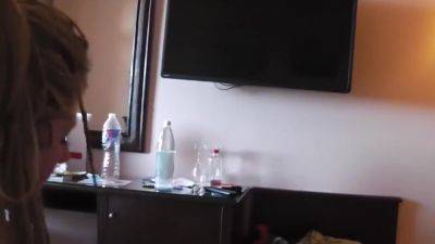 Mary Jane And Maryjane Auryn - Hot Teen Couple Fucks In Hotel Room - hclips.com - Germany