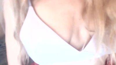 Beautiful Blonde Tresses In Curls In Her Webcam Show - hclips.com