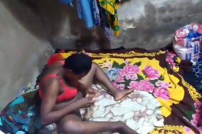 A Real African Couple Gets Wet In The Bedroom - upornia.com