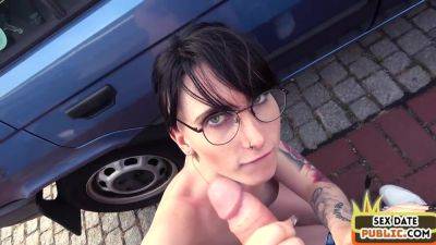 Public tattooed amateur fucked outdoor in car by sex date - txxx.com